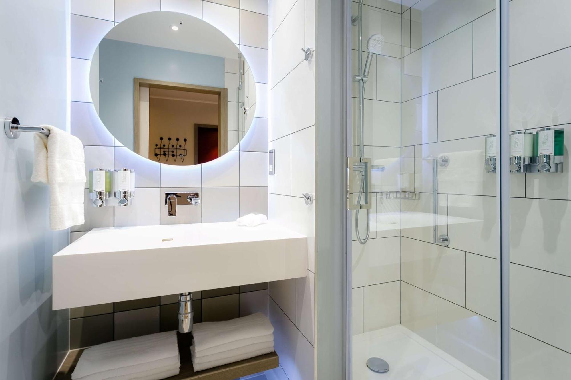 แฮมป์ตัน บาย ฮิลตัน แบล็คเบิร์น Hotel แบล็กเบิร์น ภายนอก รูปภาพ